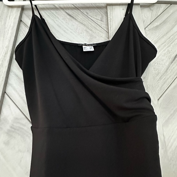 VENUS stretchy strappy small Black high low bottom Dress nwot - Picture 2 of 9